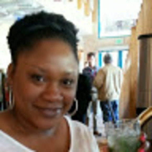 Meet your Posher, Katisha - Picture 1 of 1